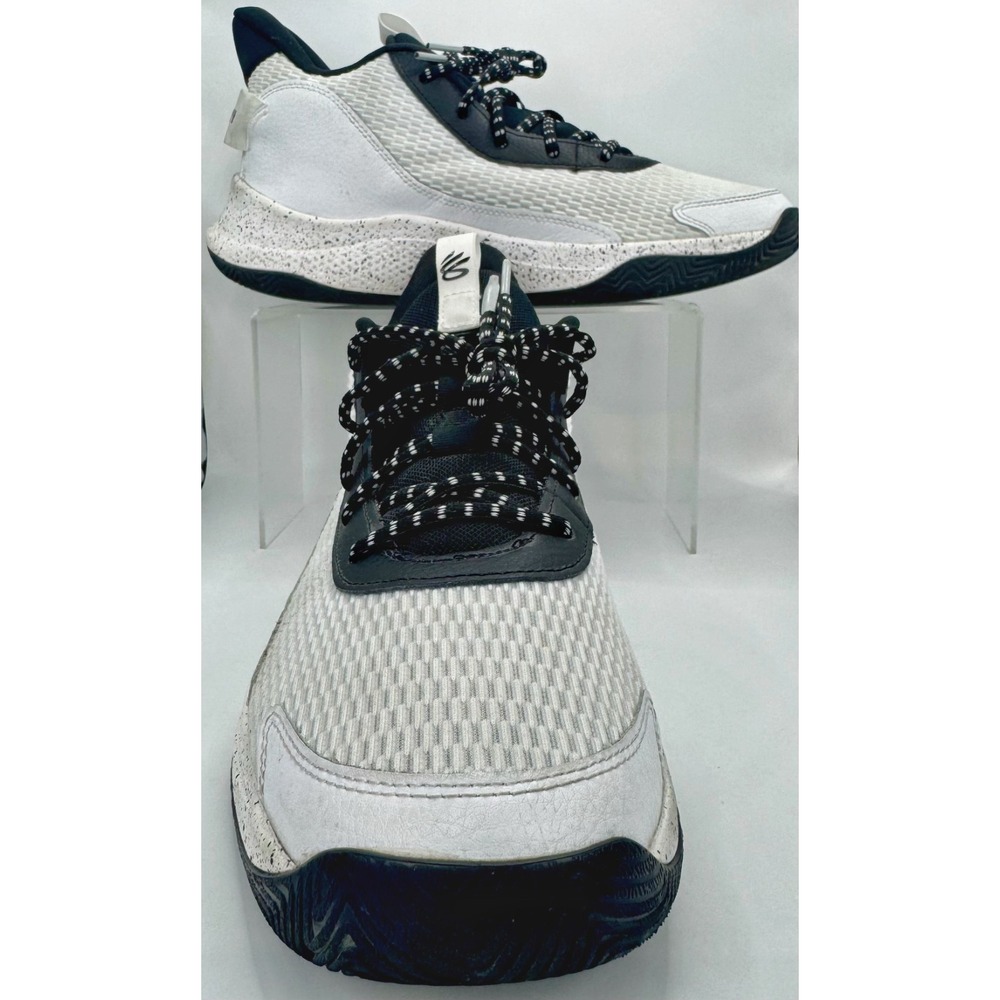 Under Armour Unisex Curry 3Z7 3026622 White Basketball Shoes Sneakers M12/W13.5‎